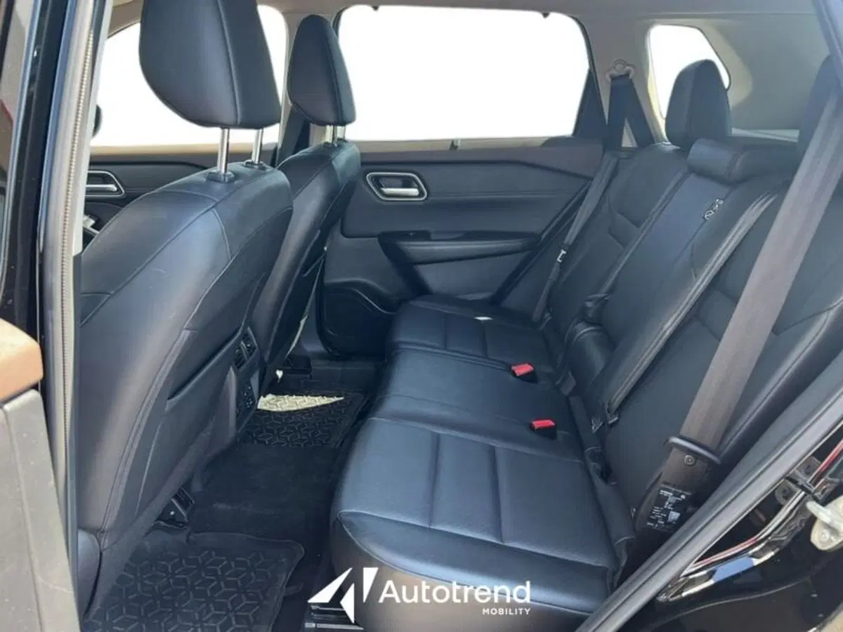 Nissan X-Trail usata a Lecce (18)