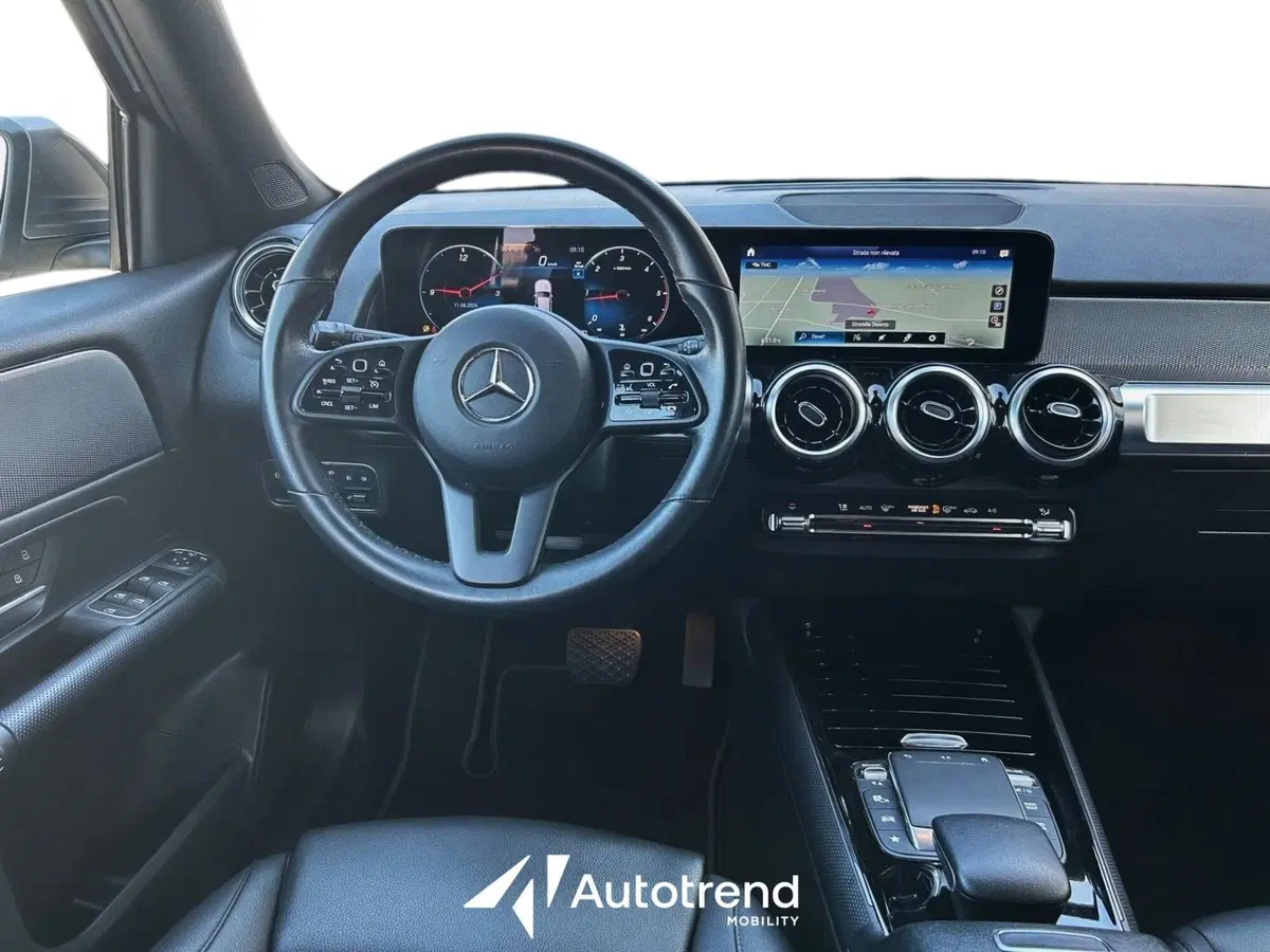 Mercedes-Benz GLB usata a Bari (8)