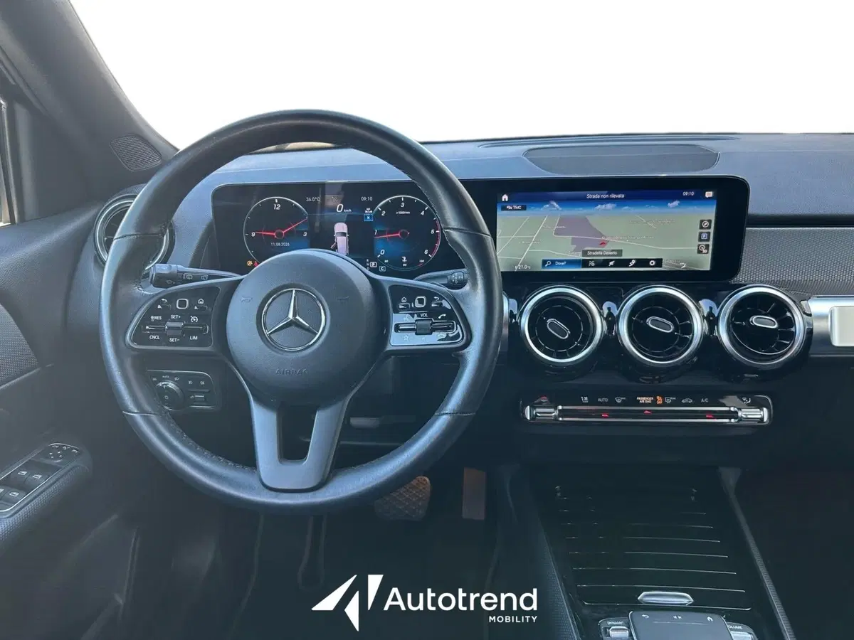 Mercedes-Benz GLB usata a Bari (9)