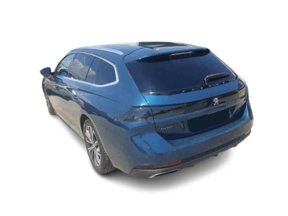 Peugeot 508 SW usata a Bari (4)
