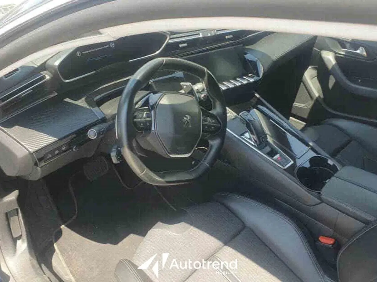 Peugeot 508 SW usata a Bari (5)