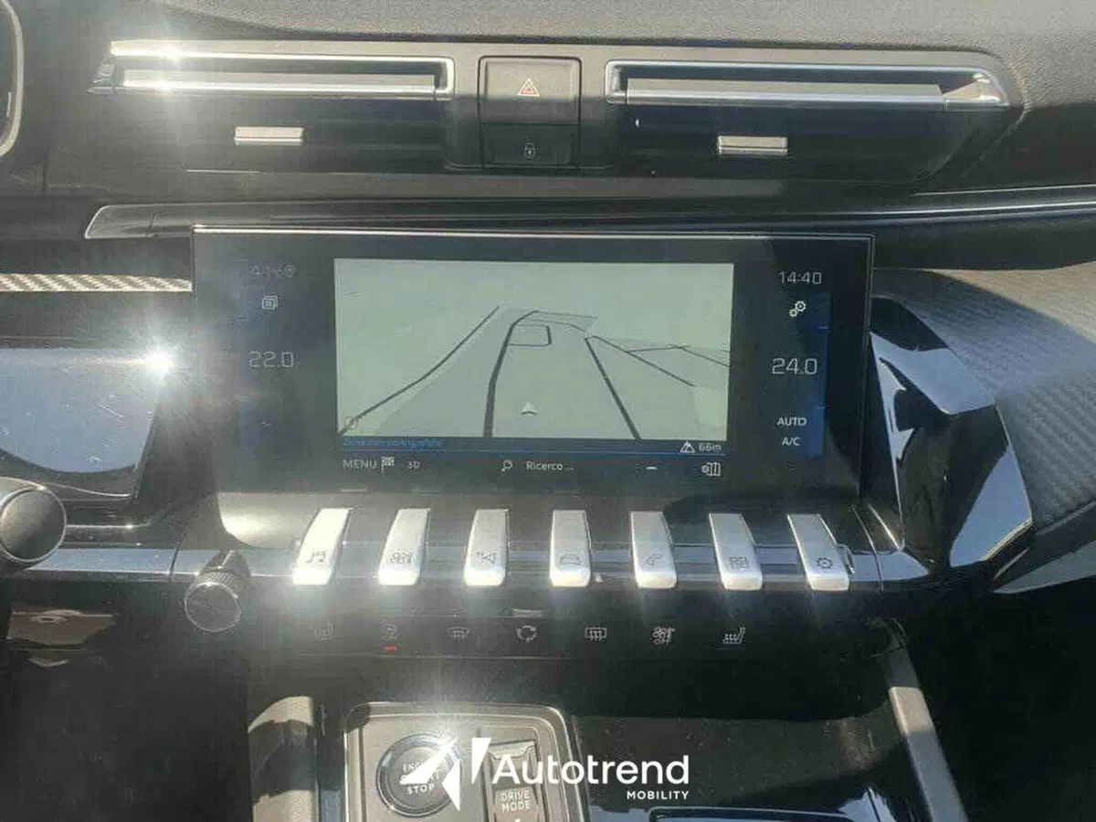 Peugeot 508 SW usata a Bari (7)