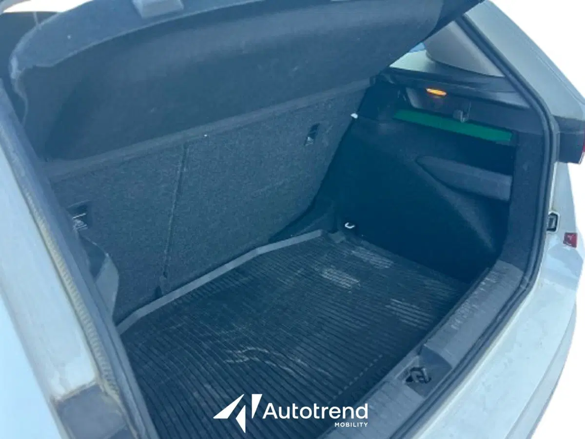 Skoda Kamiq usata a Bari (18)