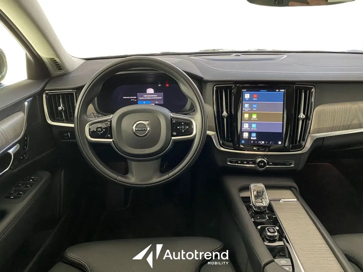 Volvo S90 usata a Bari (11)
