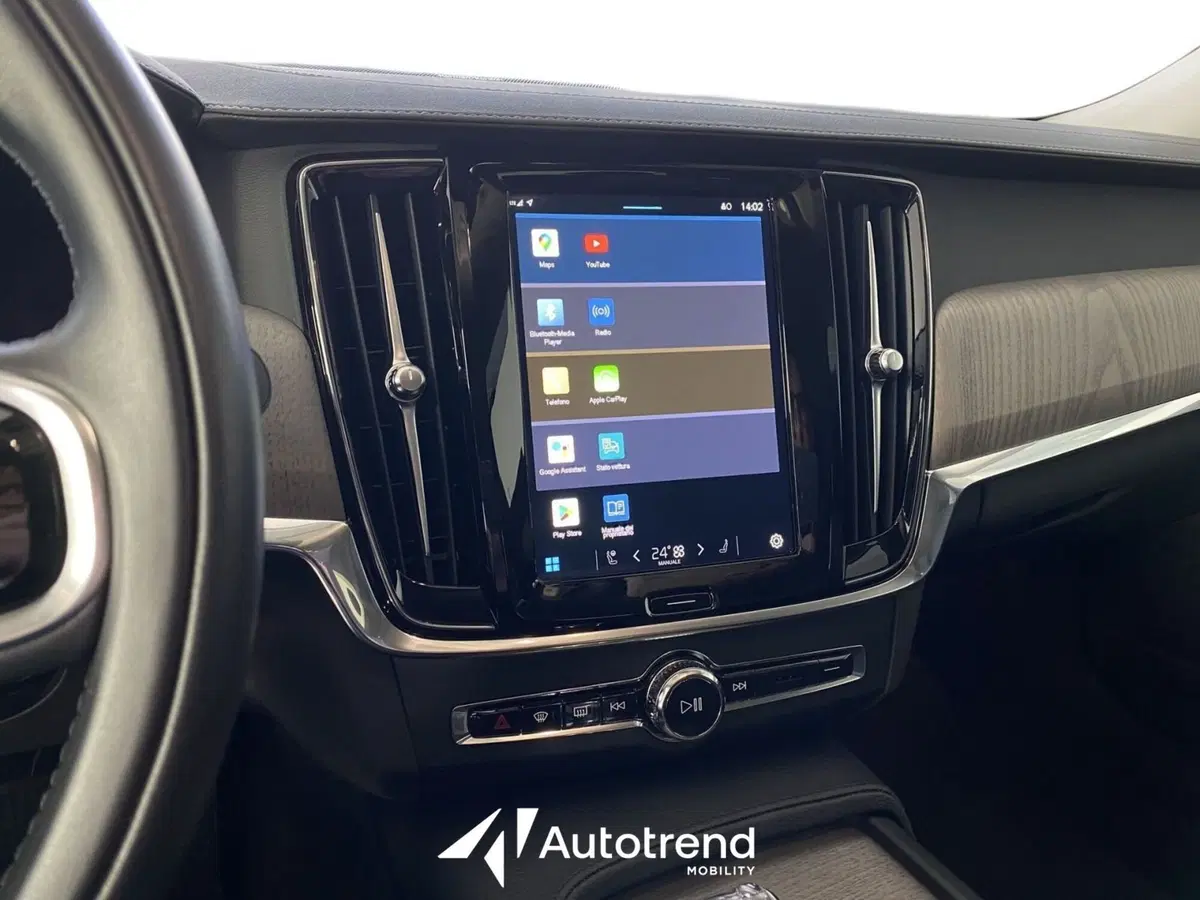 Volvo S90 usata a Bari (12)