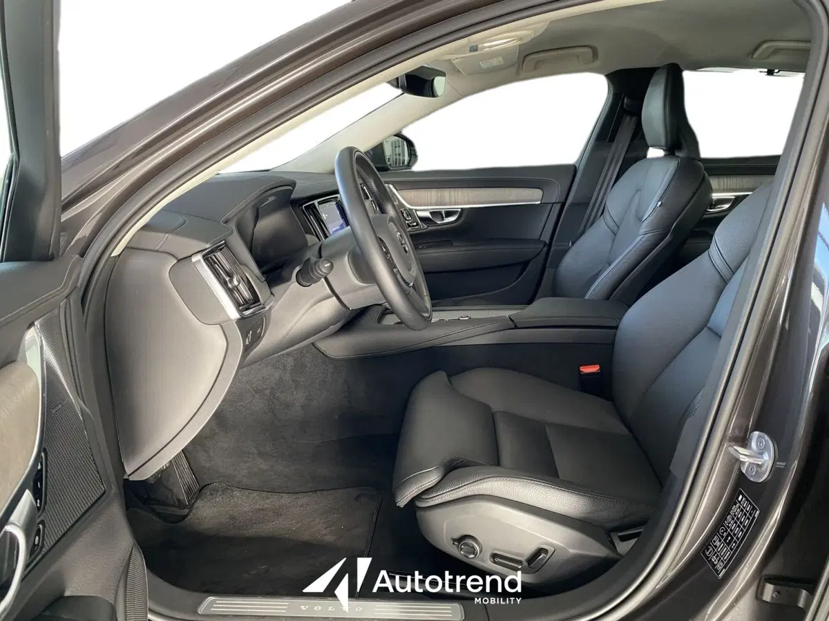 Volvo S90 usata a Bari (5)