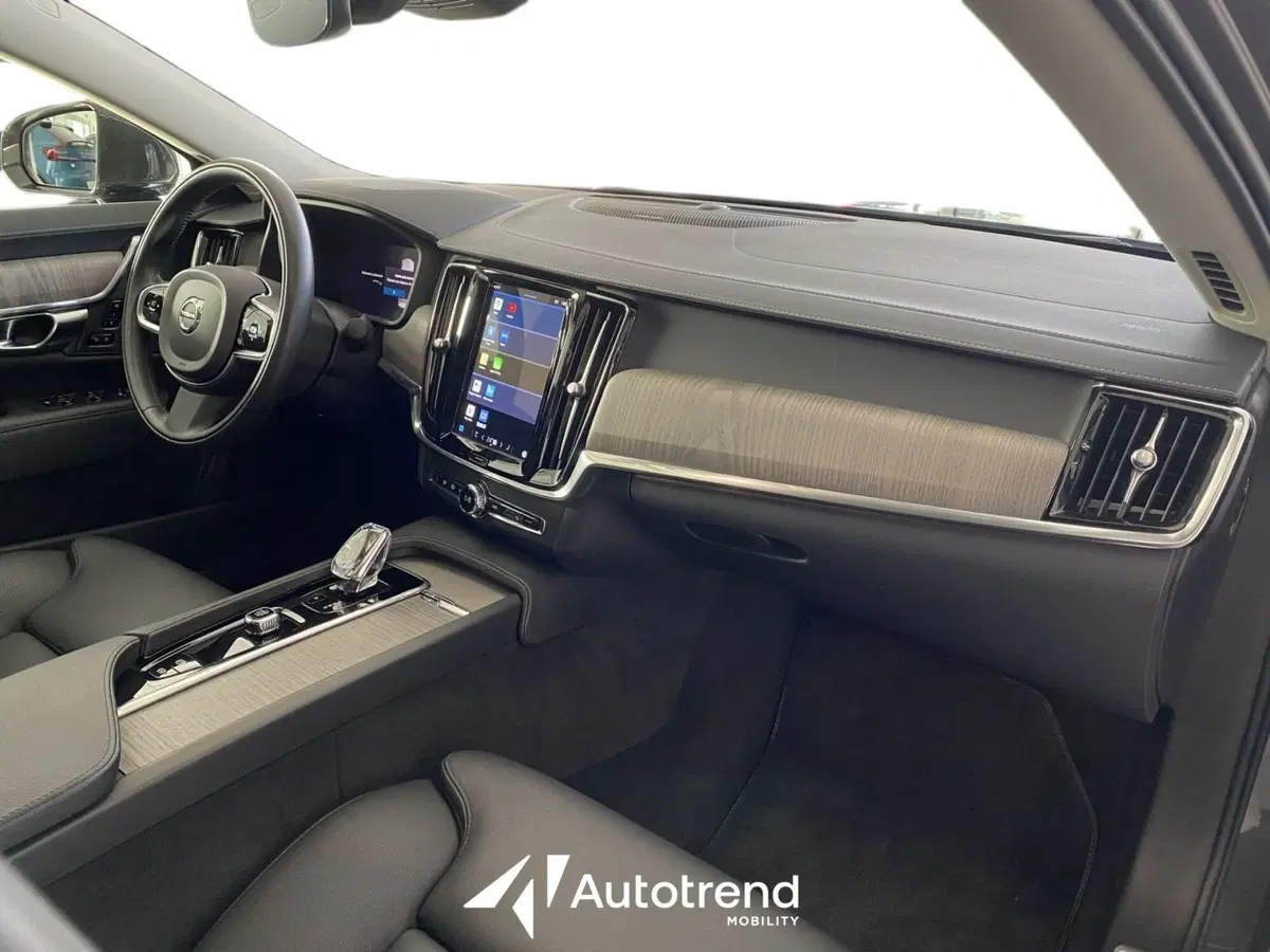 Volvo S90 usata a Bari (9)