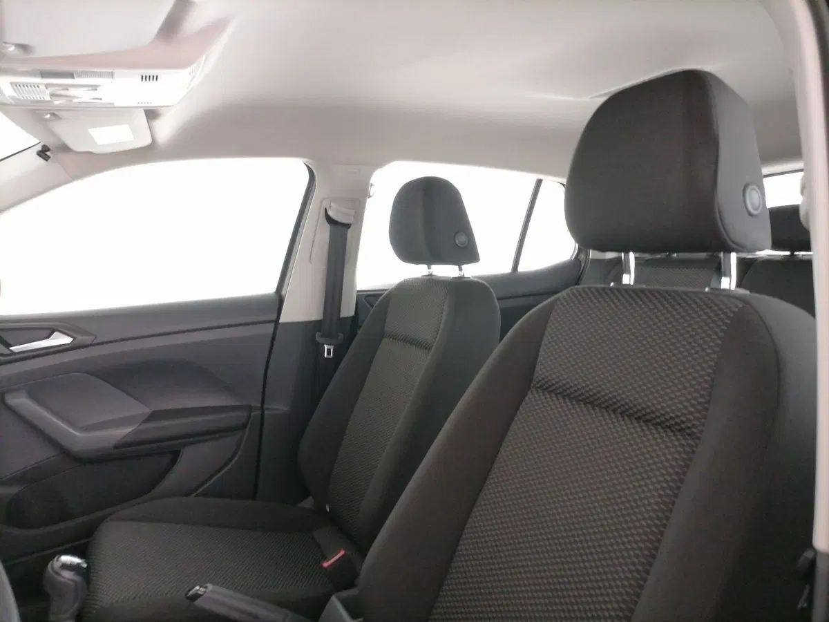 Volkswagen T-Cross usata a Roma (12)