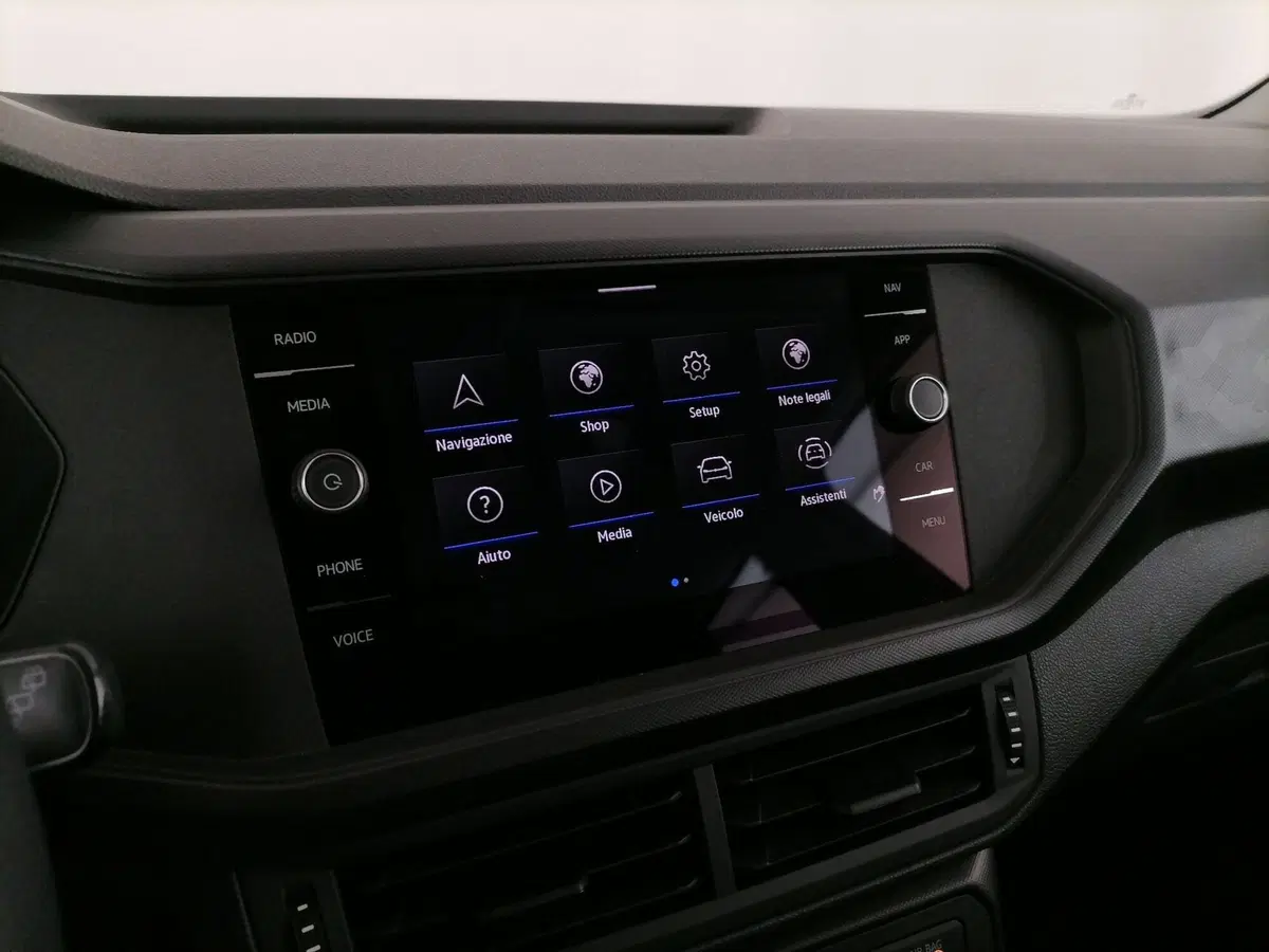 Volkswagen T-Cross usata a Roma (17)