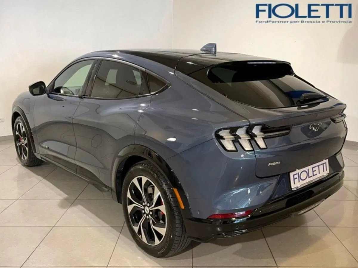 Ford Mustang Mach-E usata a Brescia (2)