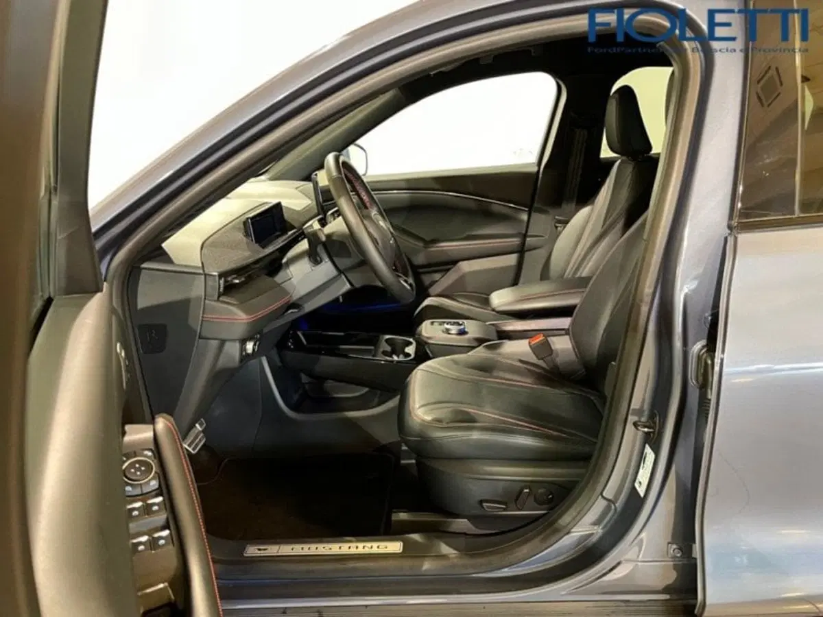 Ford Mustang Mach-E usata a Brescia (4)