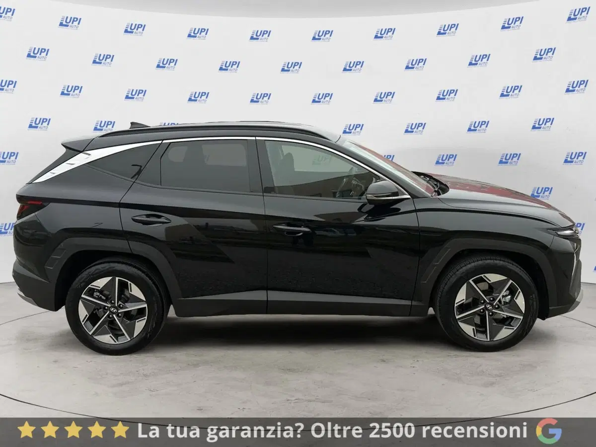 Hyundai Tucson nuova a Pistoia (8)