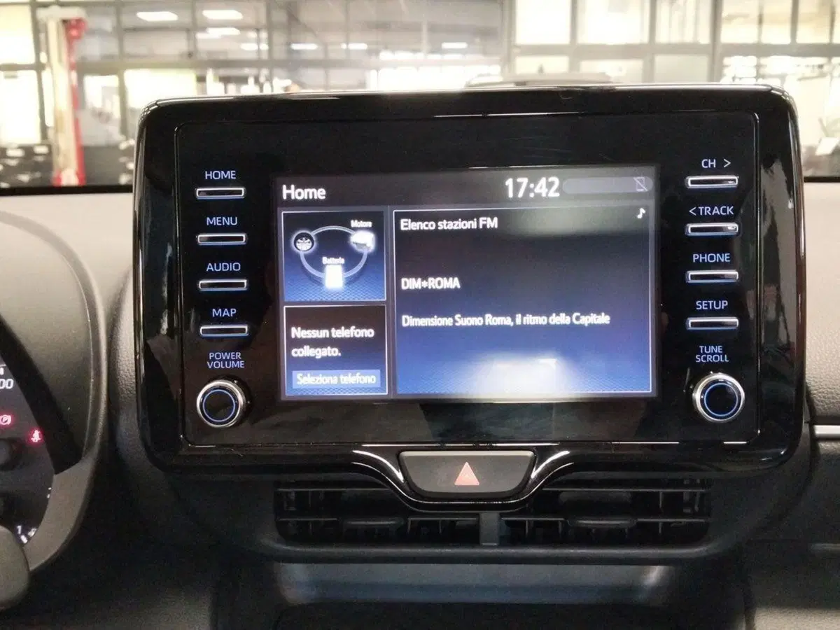 Toyota Yaris usata a Roma (10)