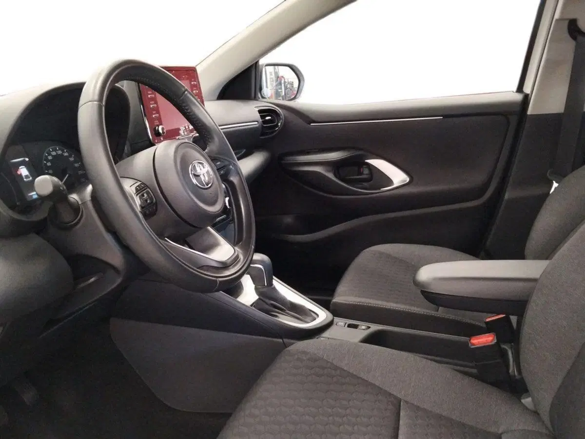 Toyota Yaris usata a Roma (7)