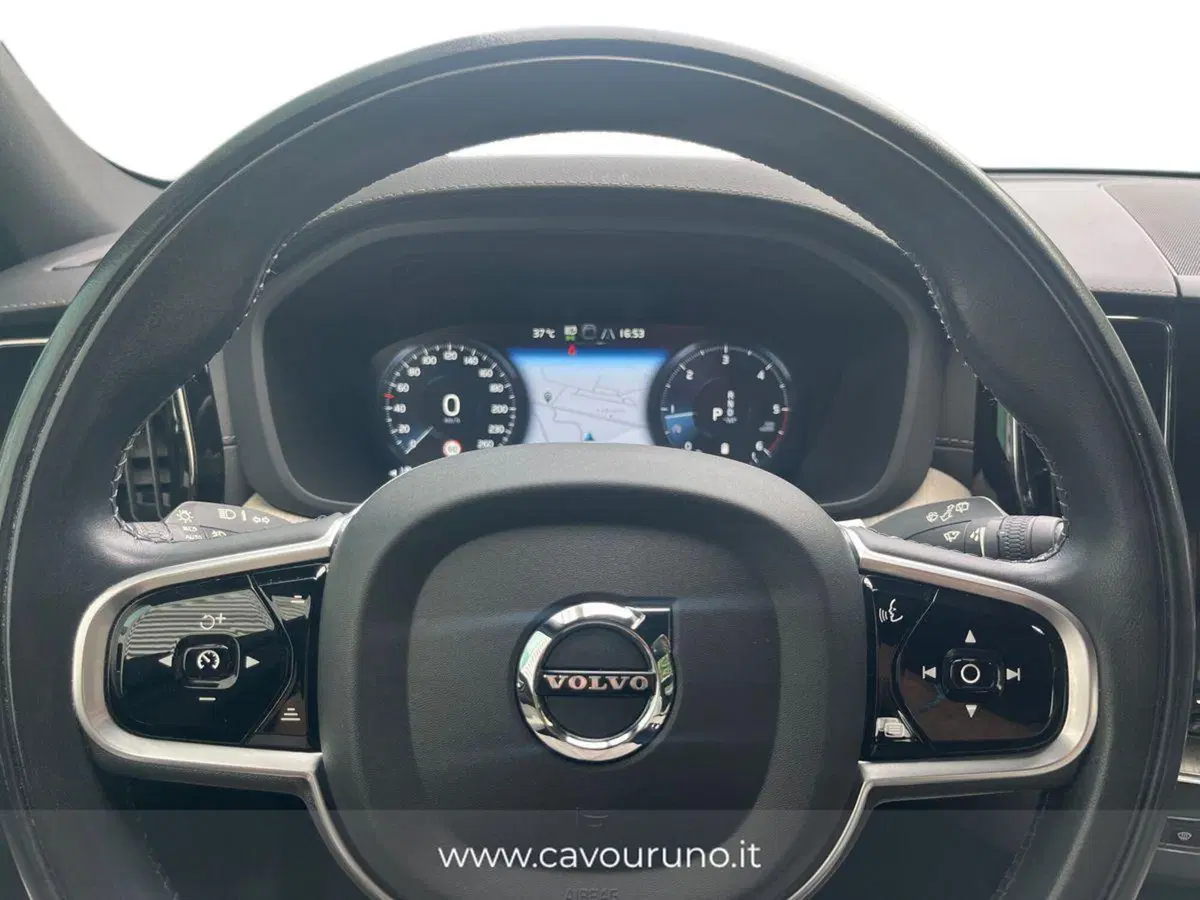 Volvo XC60 usata a Ferrara (10)