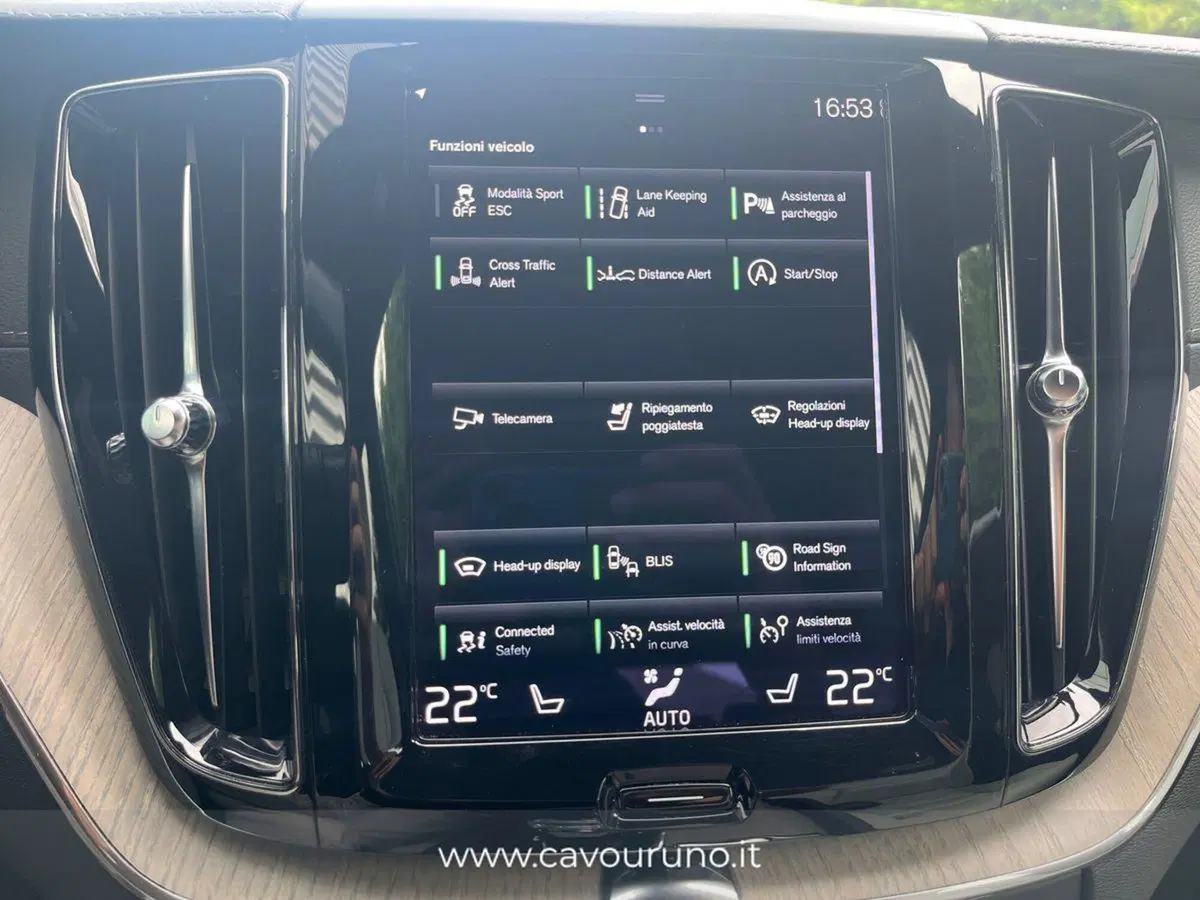 Volvo XC60 usata a Ferrara (15)
