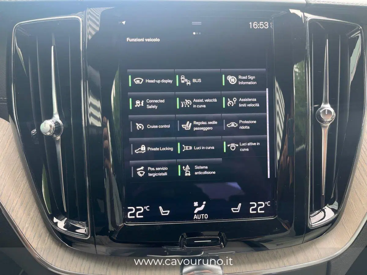 Volvo XC60 usata a Ferrara (16)