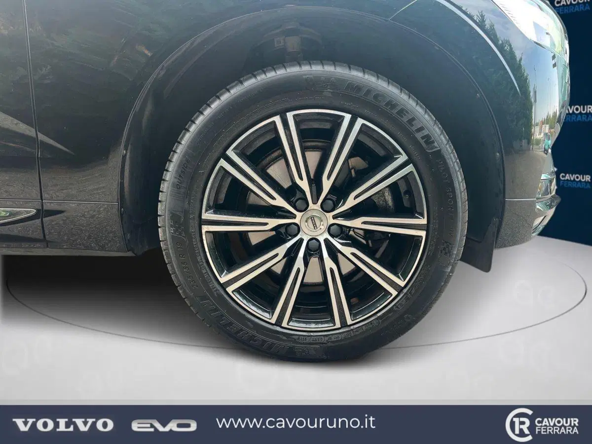 Volvo XC60 usata a Ferrara (9)