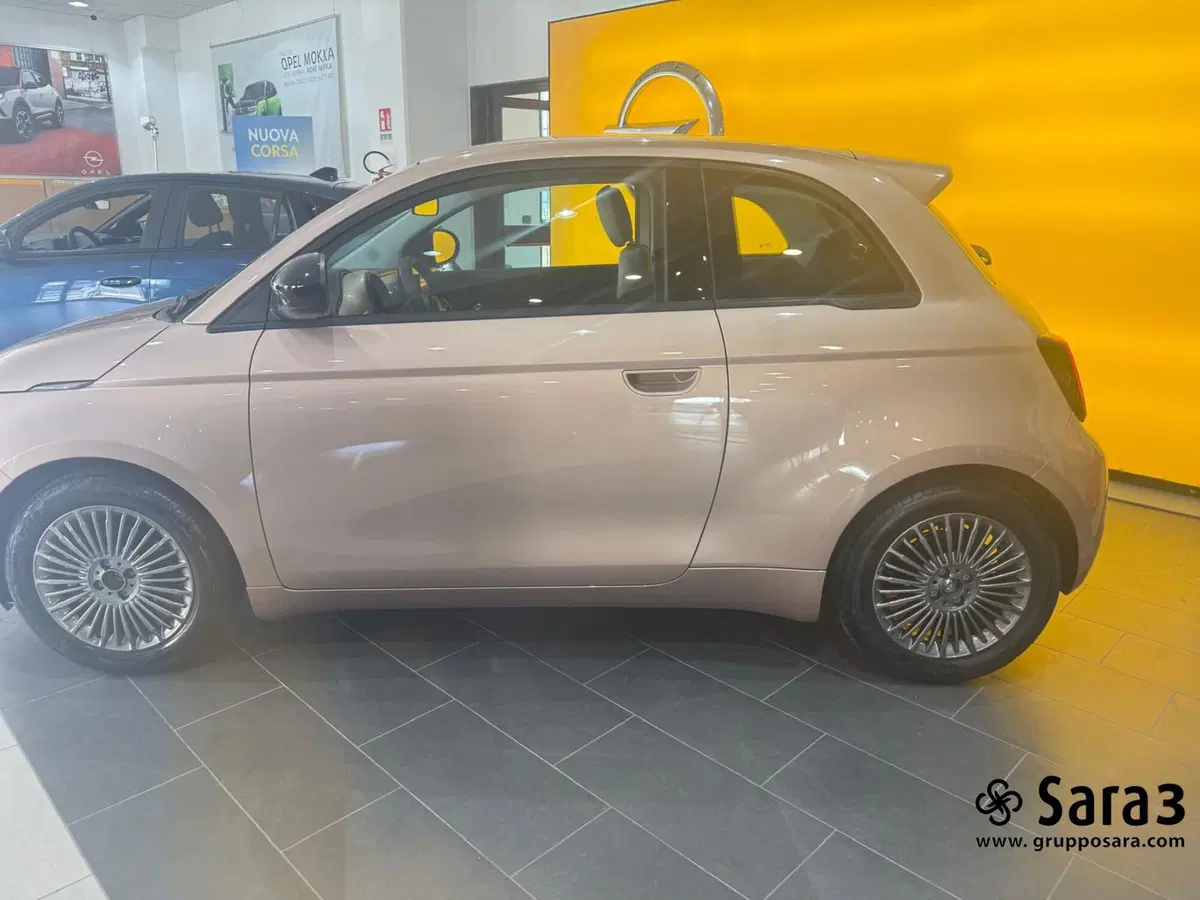 Fiat 500 nuova a Benevento (3)
