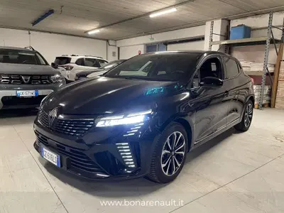 Renault Clio TCe 90 CV 5 porte Techno del 2025 usata a Lissone