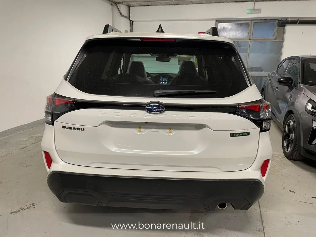 Subaru Forester nuova a Monza e Brianza (5)