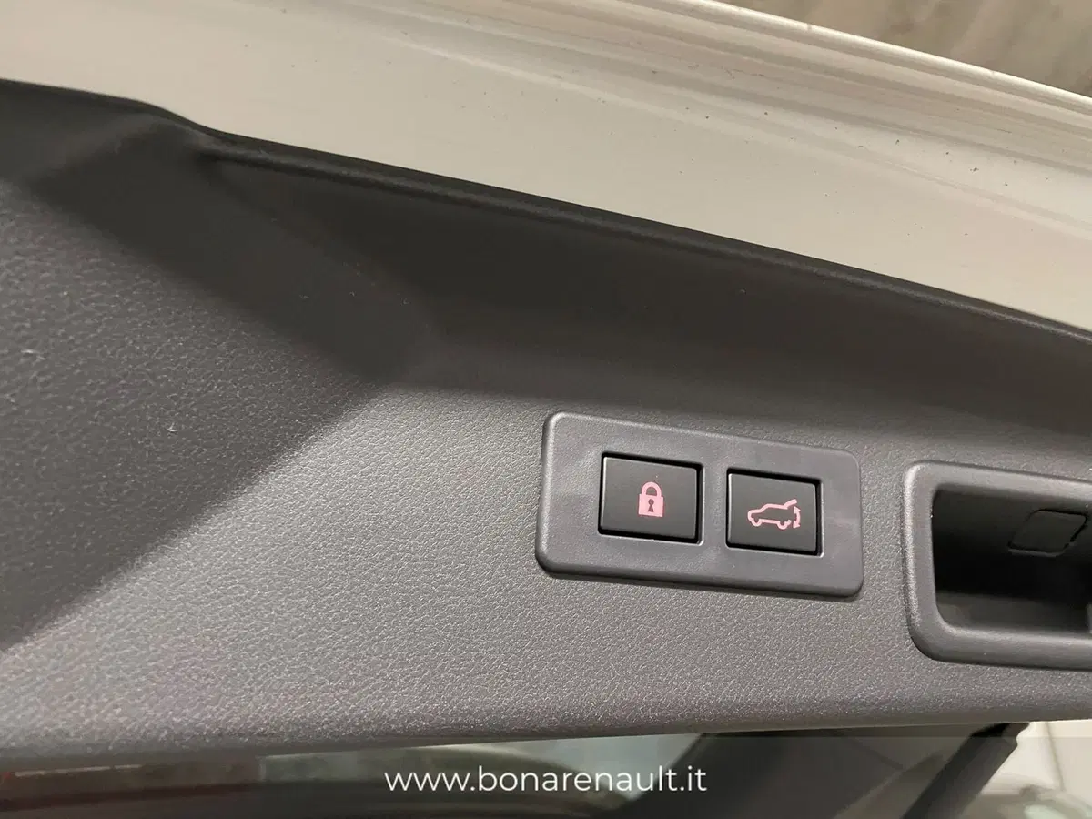 Subaru Forester nuova a Monza e Brianza (6)
