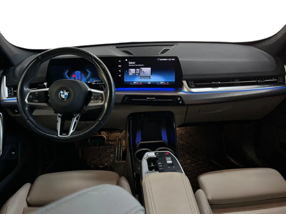 BMW X1 usata a Bari (8)