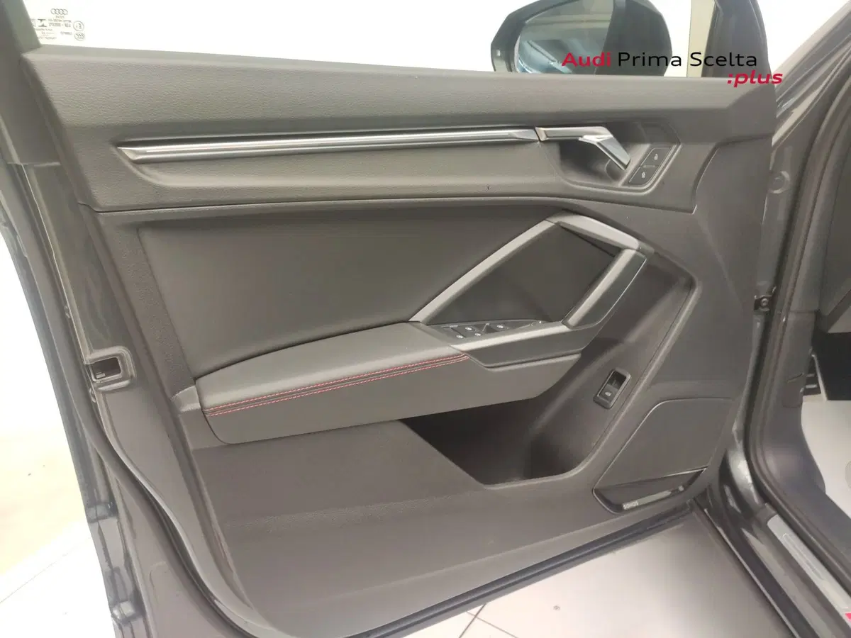 Audi Q3 Sportback usata a Avellino (19)