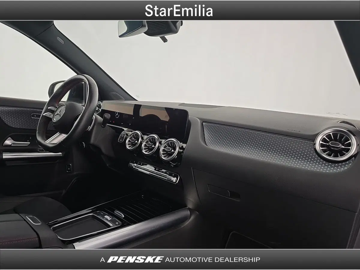 Mercedes-Benz GLA SUV usata a Bologna (16)