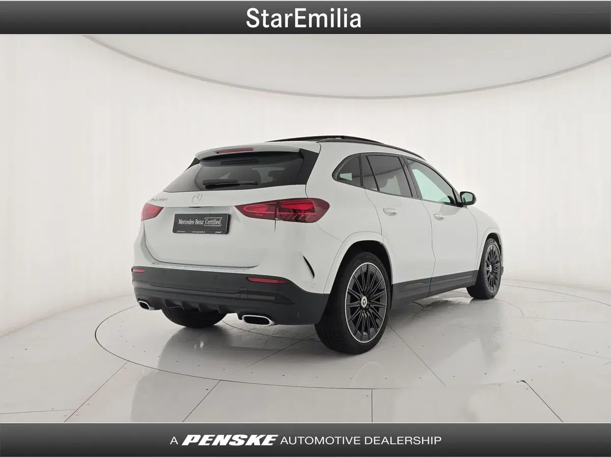 Mercedes-Benz GLA SUV usata a Bologna (5)