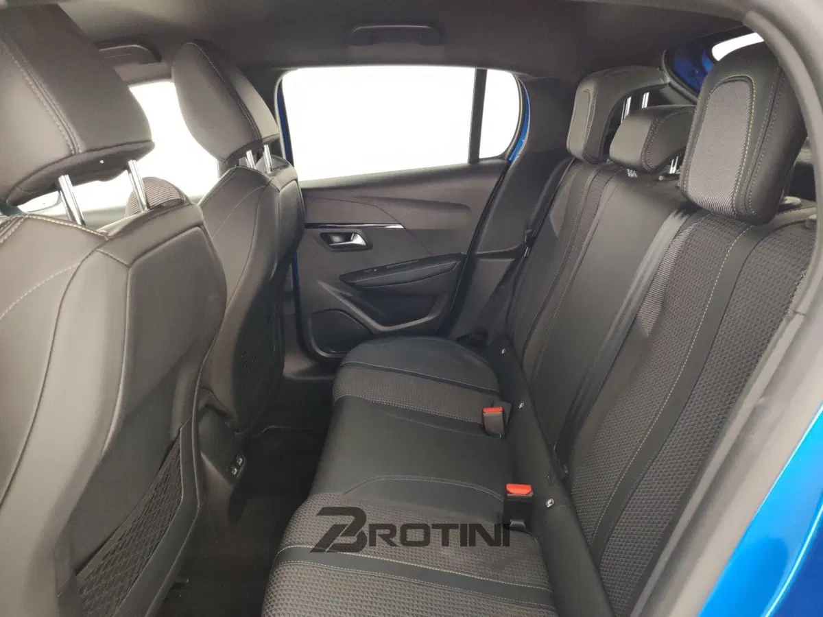 Peugeot 208 usata a La Spezia (10)