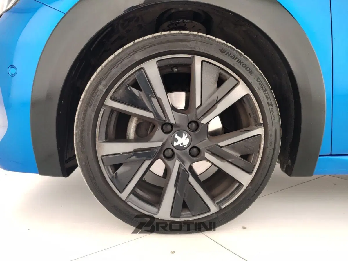 Peugeot 208 usata a La Spezia (6)