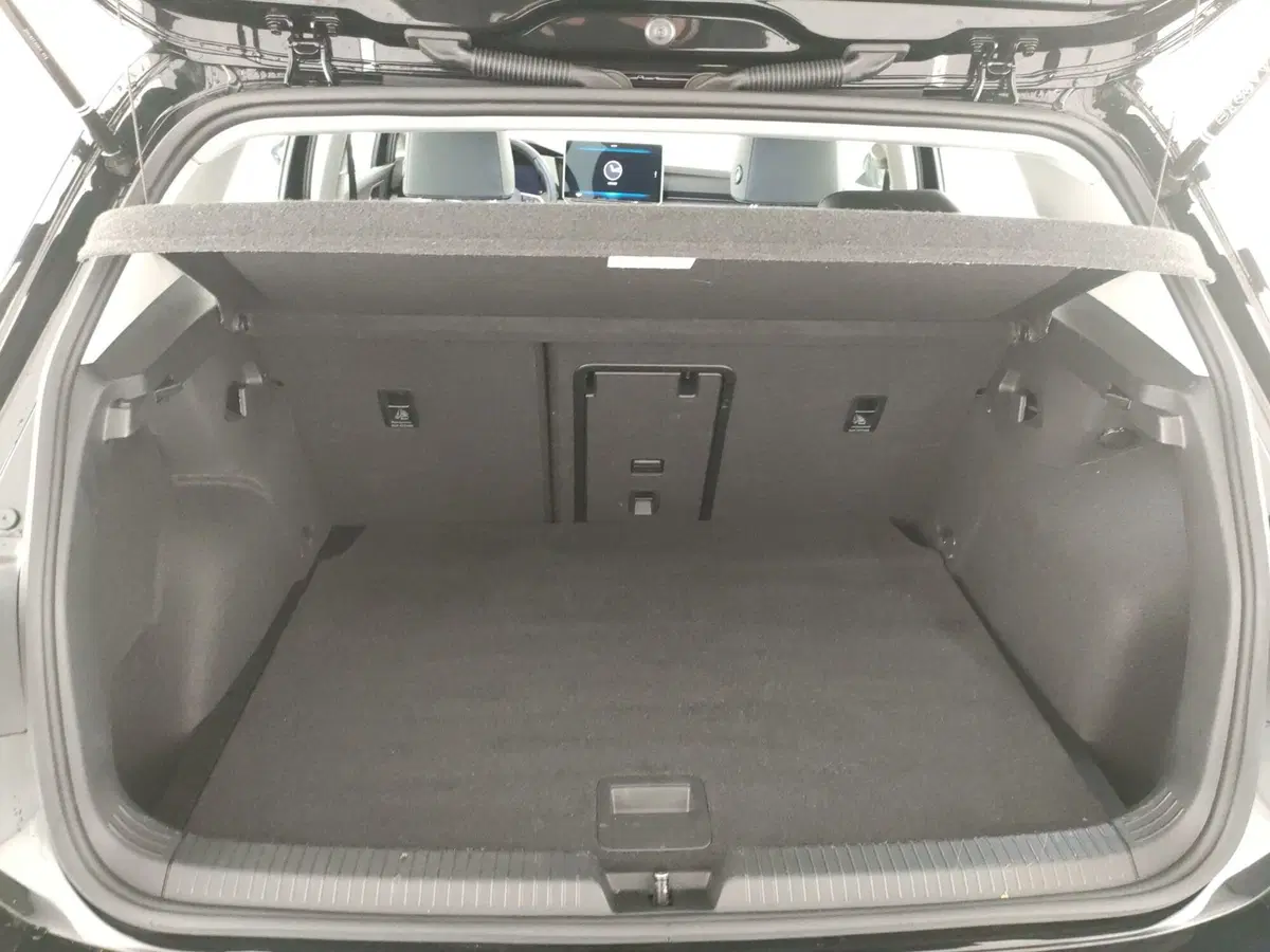 Volkswagen Golf usata a Caserta (11)