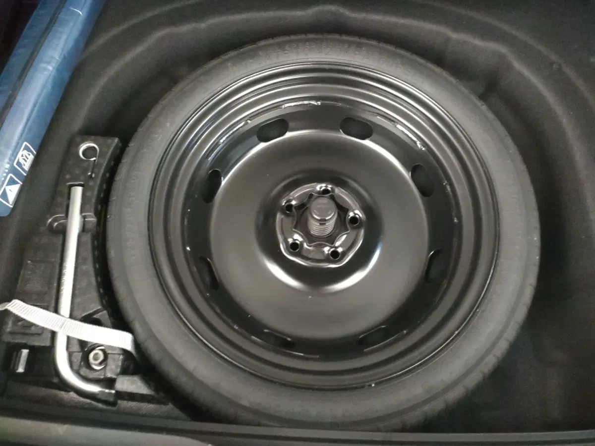 Volkswagen Golf usata a Caserta (12)