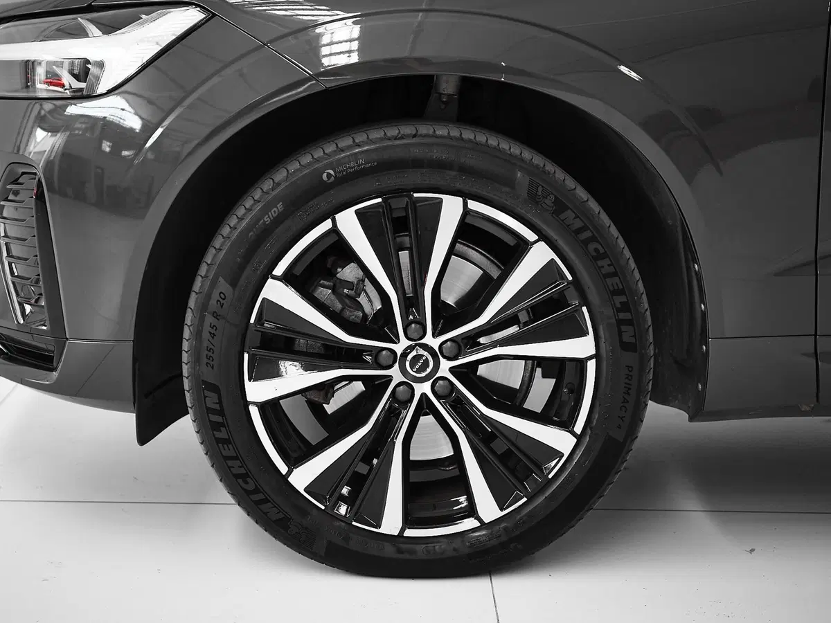 Volvo XC60 usata a Prato (3)