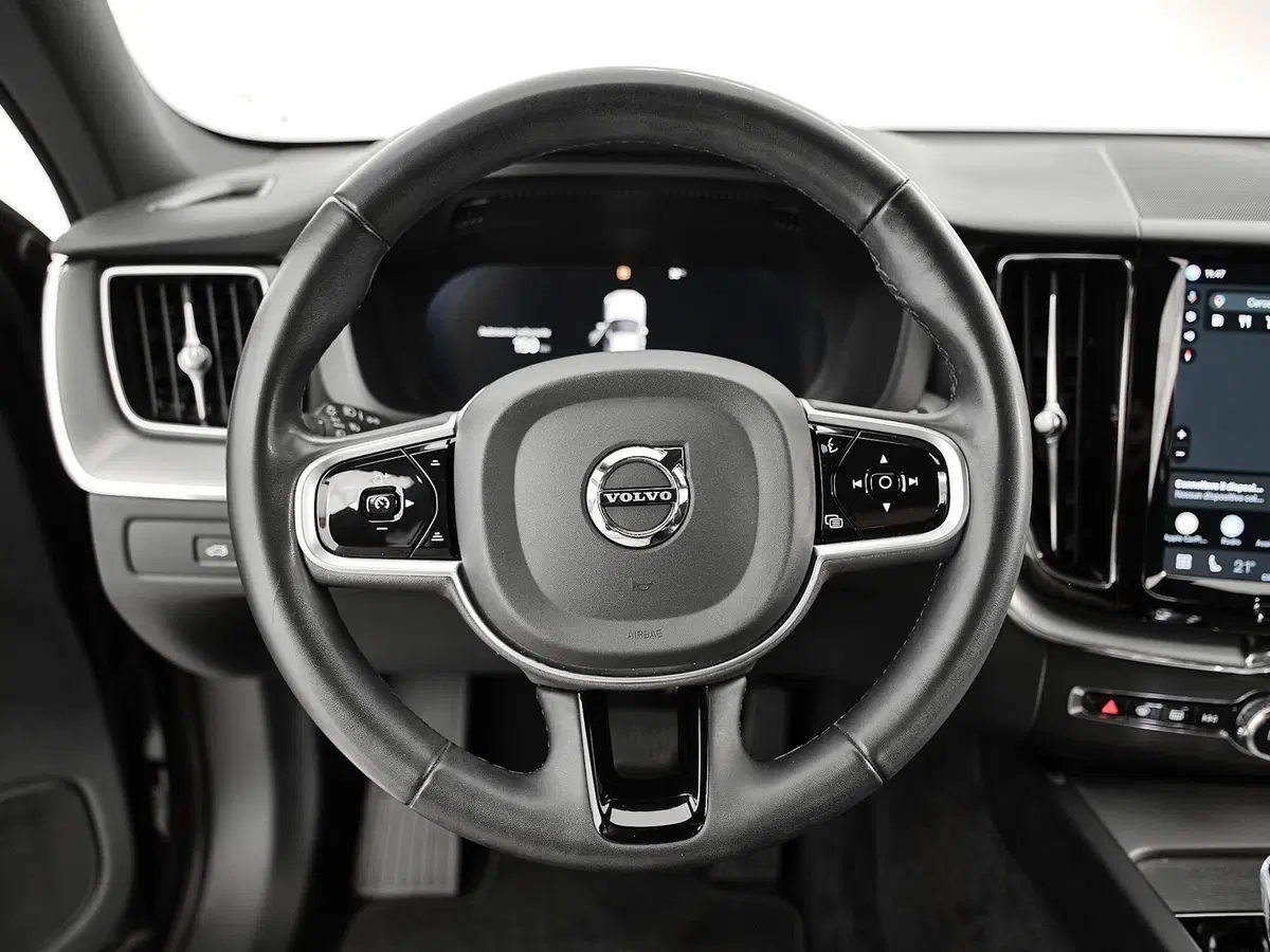 Volvo XC60 usata a Prato (7)