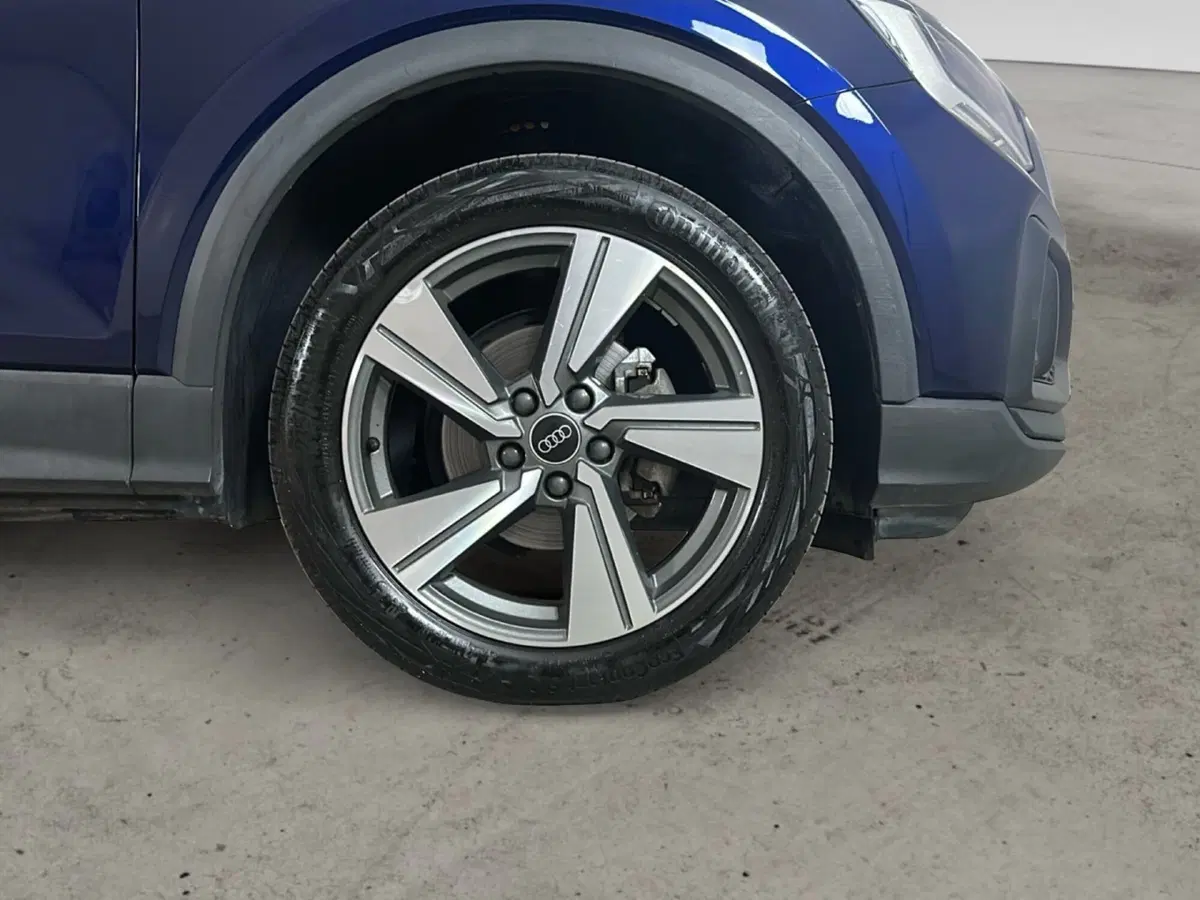 Audi Q2 usata a Napoli (16)
