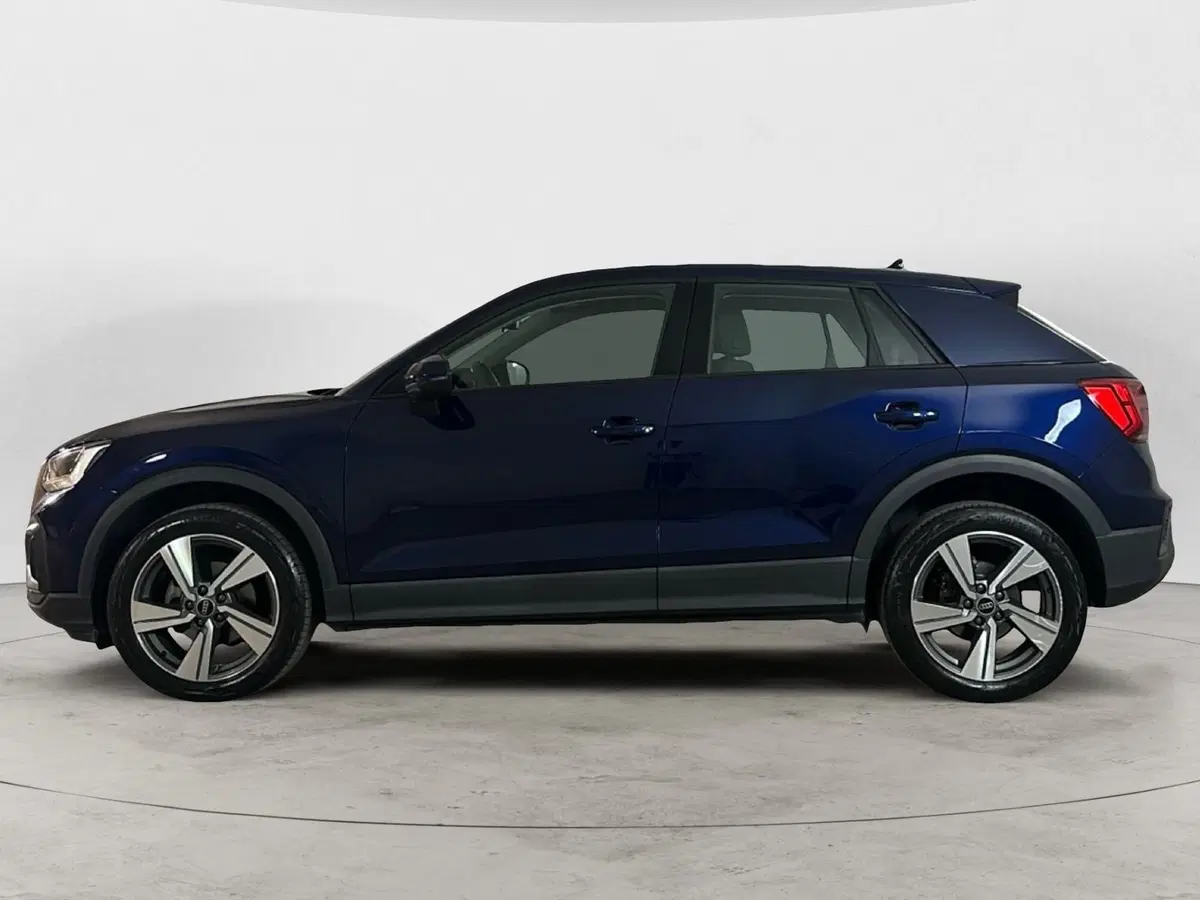 Audi Q2 usata a Napoli (3)