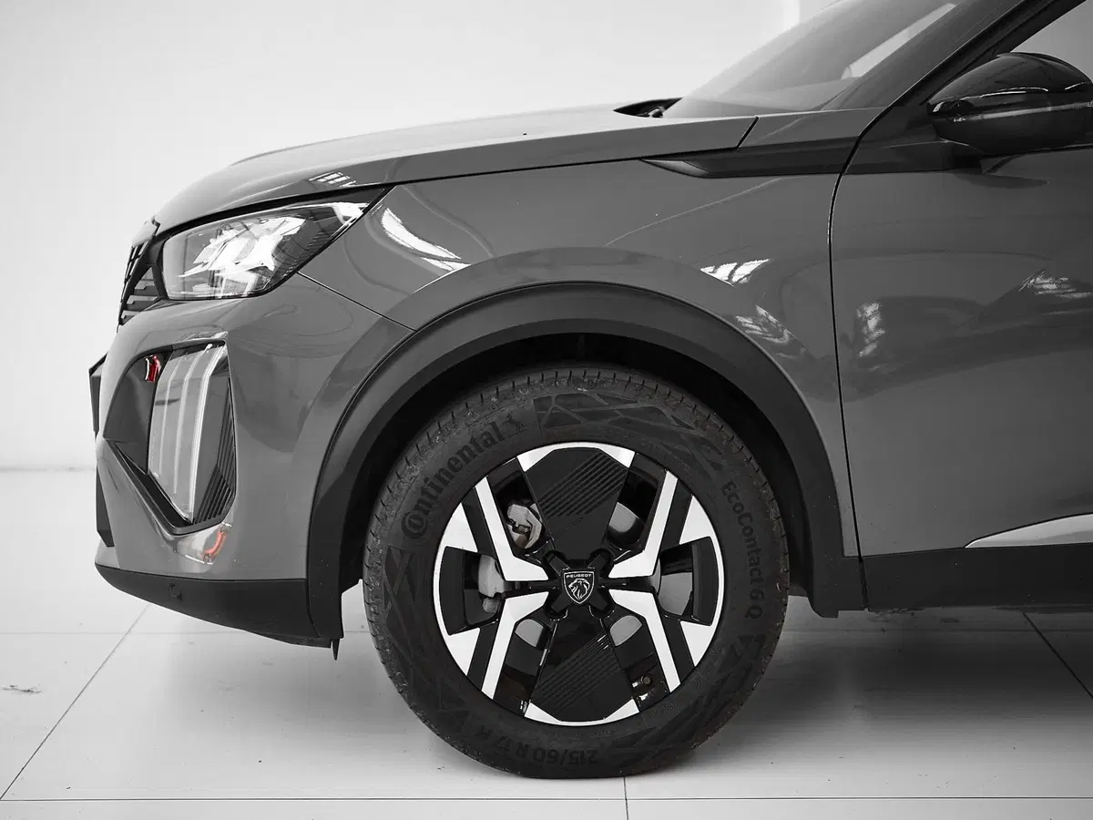 Peugeot 2008 usata a Prato (4)