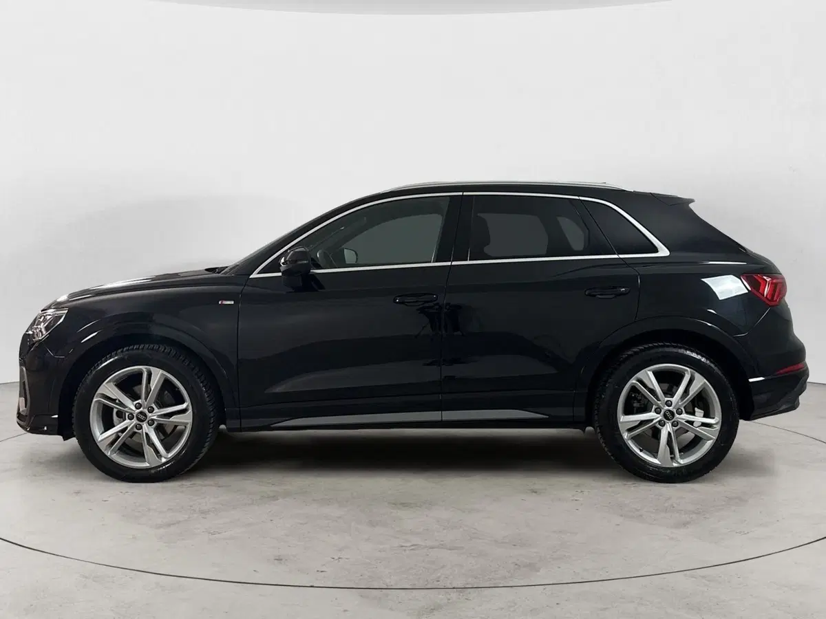 Audi Q3 Sportback usata a Napoli (3)