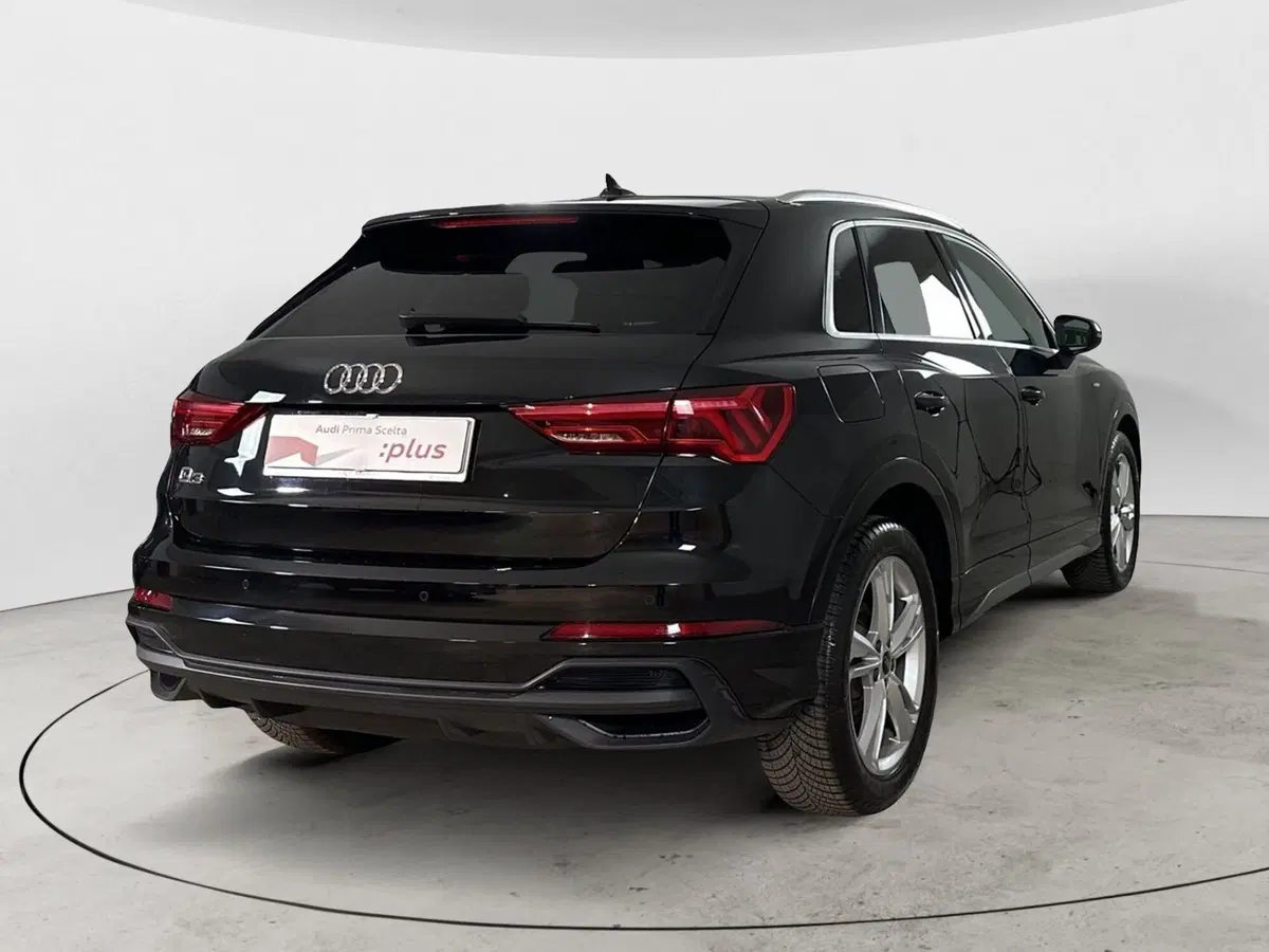 Audi Q3 Sportback usata a Napoli (4)