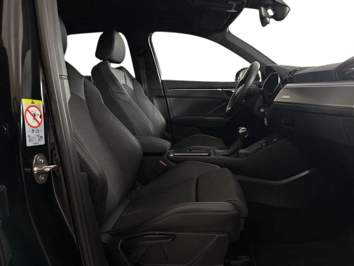 Audi Q3 Sportback usata a Napoli (7)