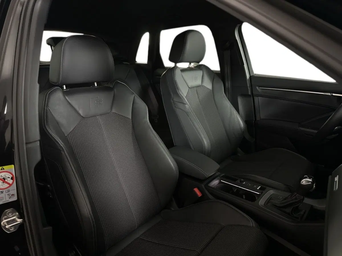 Audi Q3 Sportback usata a Napoli (9)