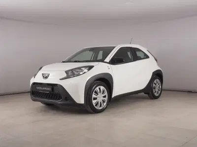 Toyota Aygo X 1.0 Active 72cv del 2022 usata a Palermo