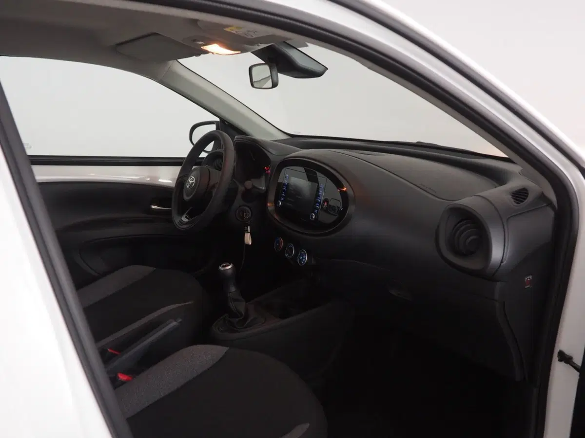 Toyota Aygo X usata a Palermo (5)