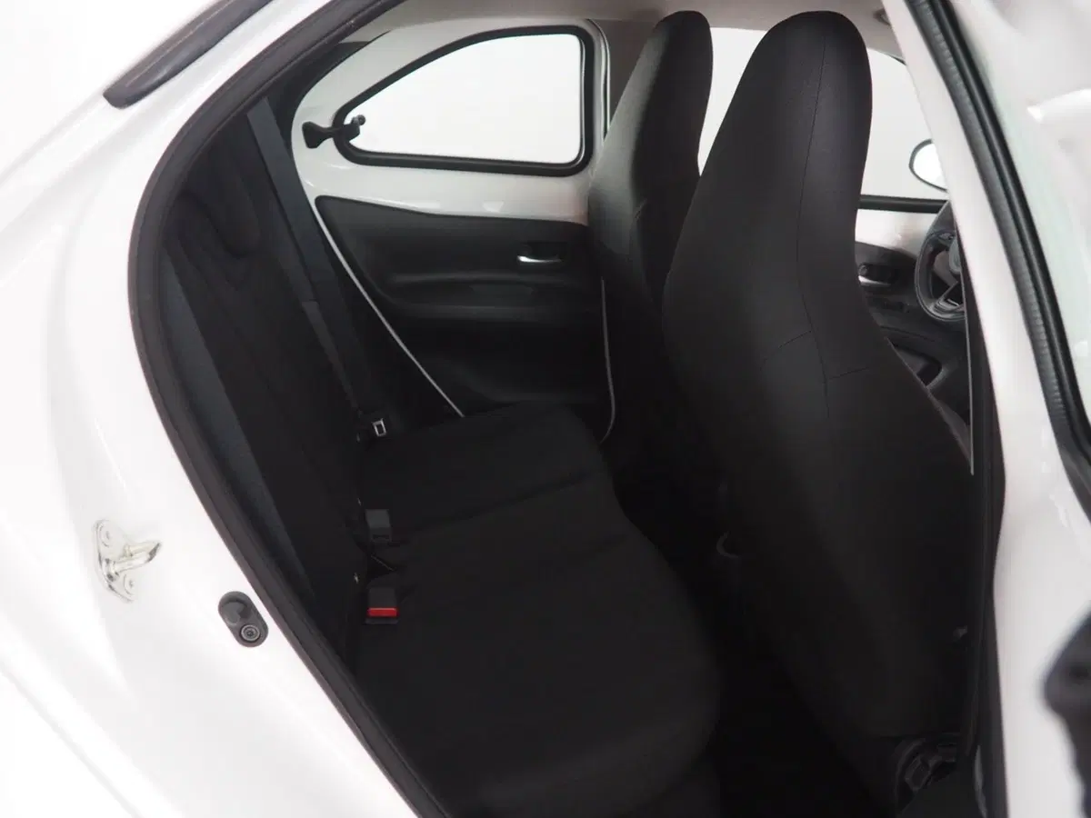 Toyota Aygo X usata a Palermo (7)