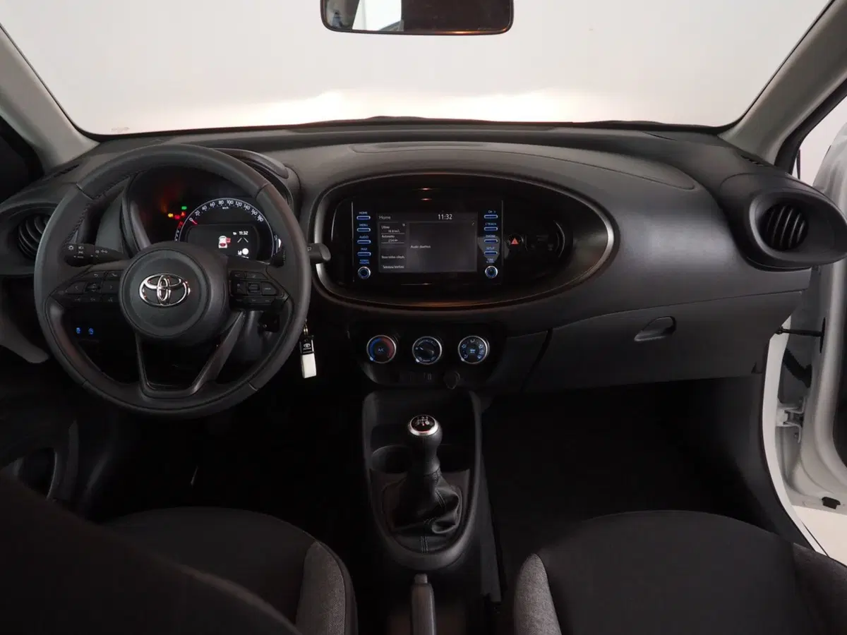Toyota Aygo X usata a Palermo (8)
