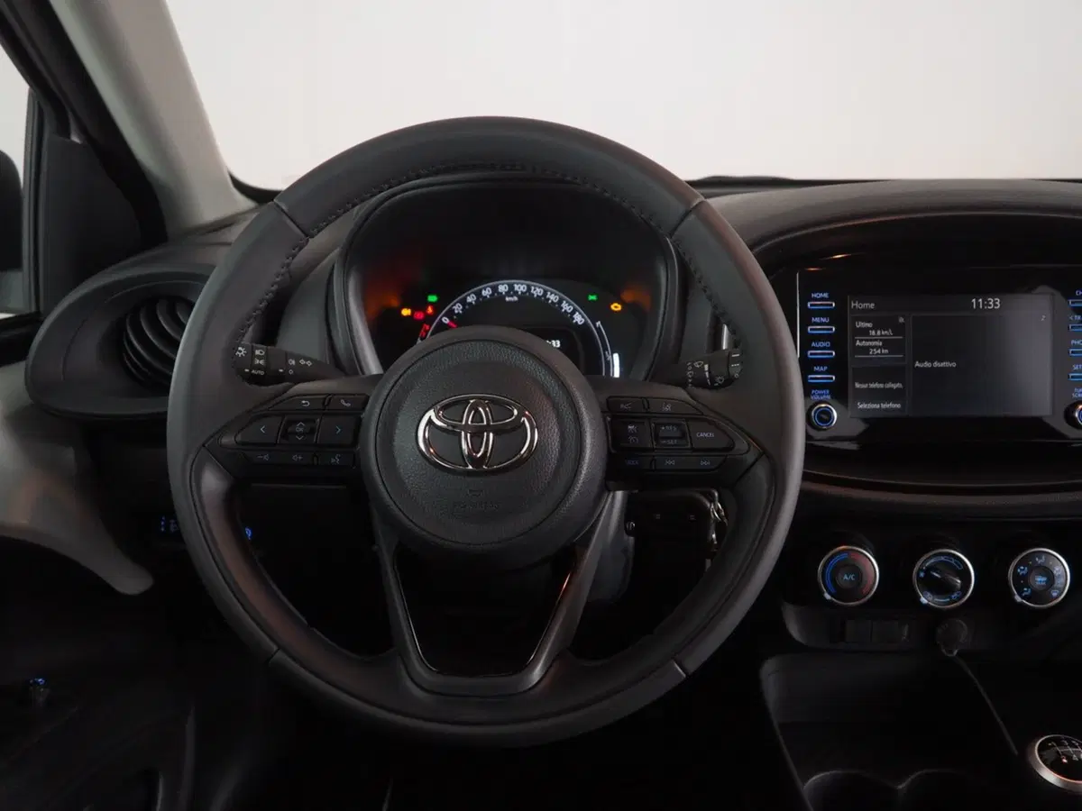 Toyota Aygo X usata a Palermo (9)