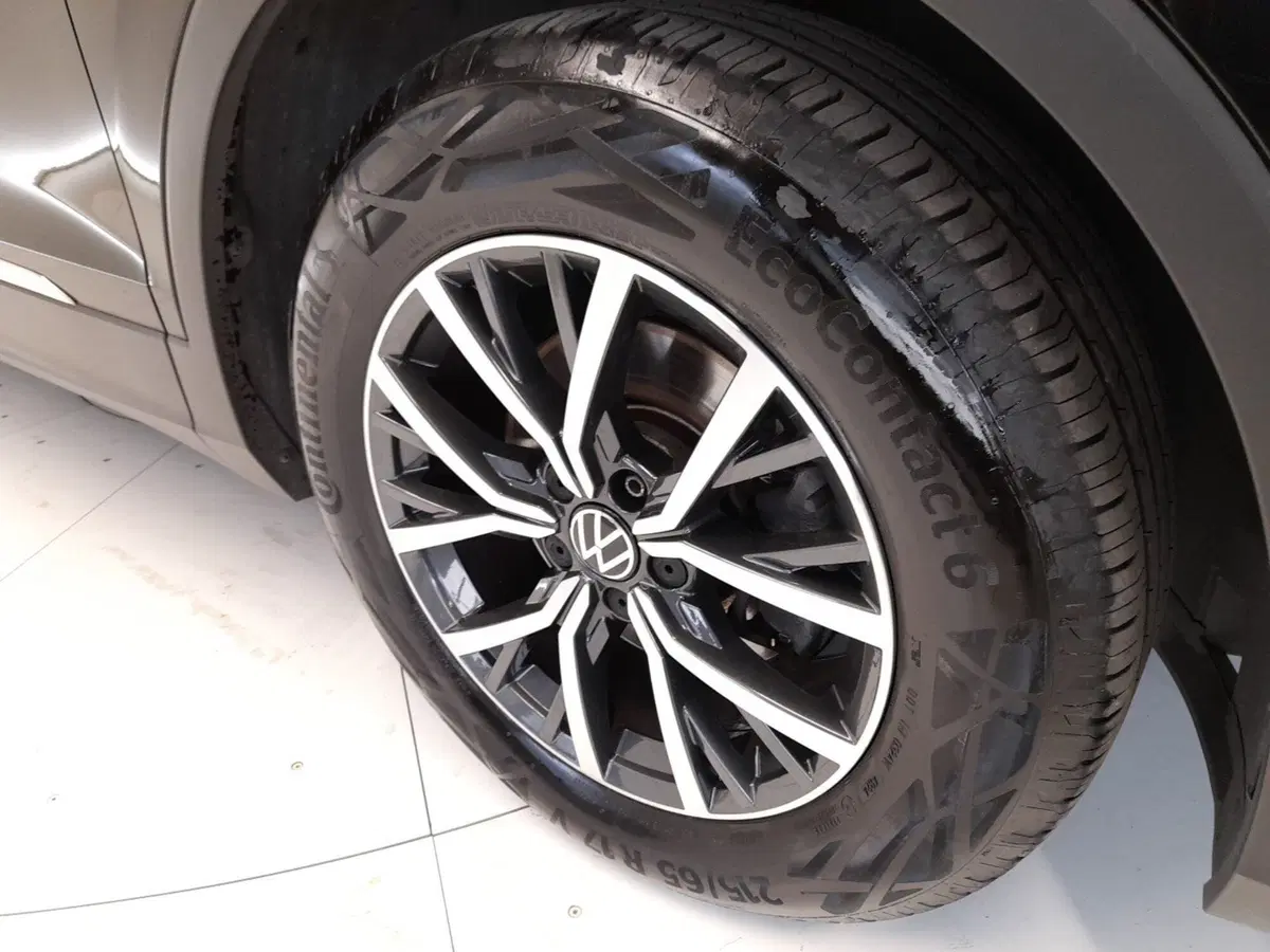 Volkswagen Tiguan usata a Bologna (8)