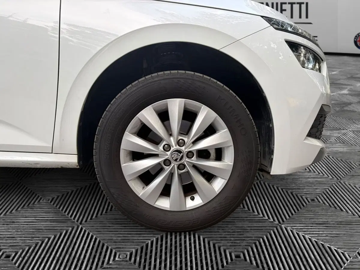 Skoda Kamiq usata a Ancona (19)